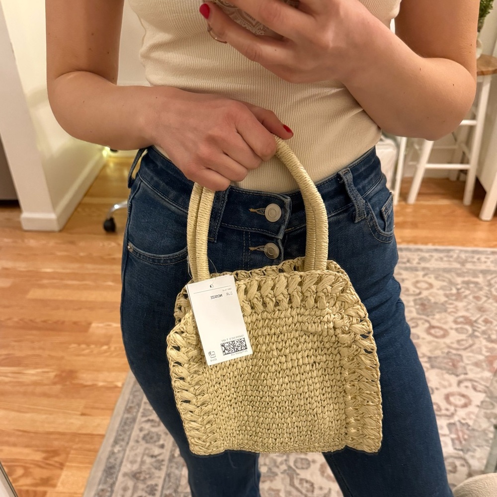 Elegant Cream Woven Tote Bag with Strap